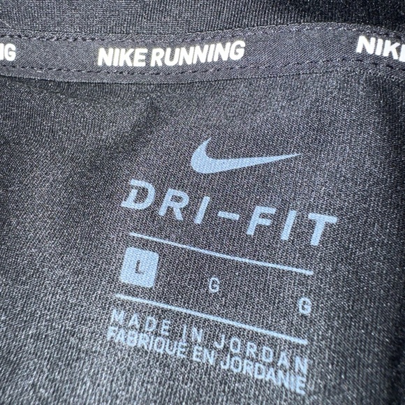 Nike Women’s Running  Jacket - Picture 3 of 6